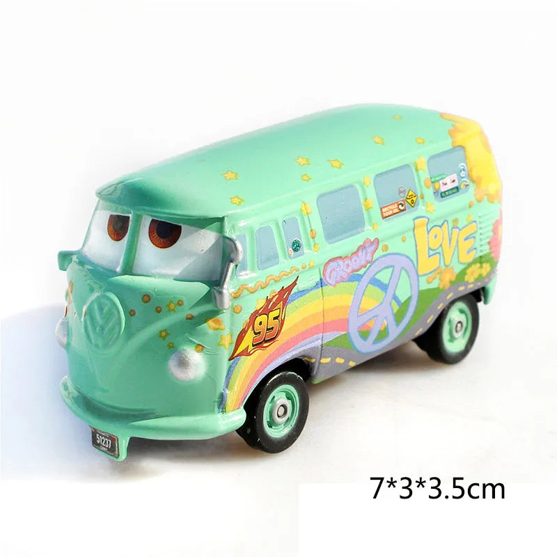 Voitures Cars Disney Pixar 1:55 en métal