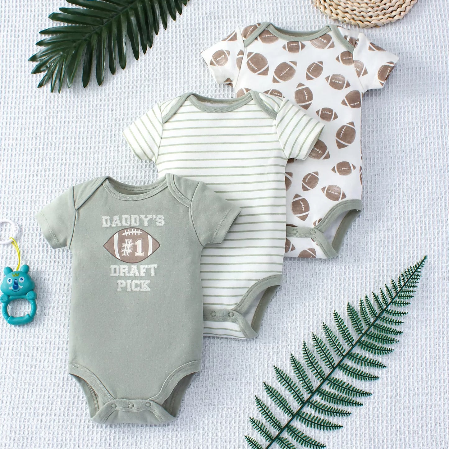 Pack of 3 summer bodysuits for babies