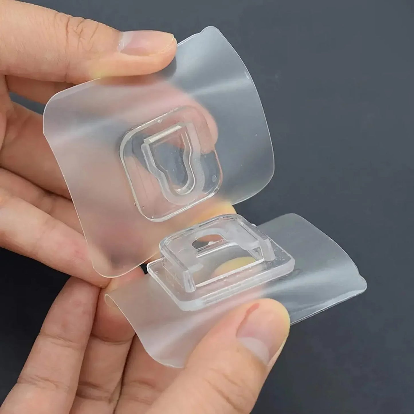 Powerful double-sided adhesive wall mounts