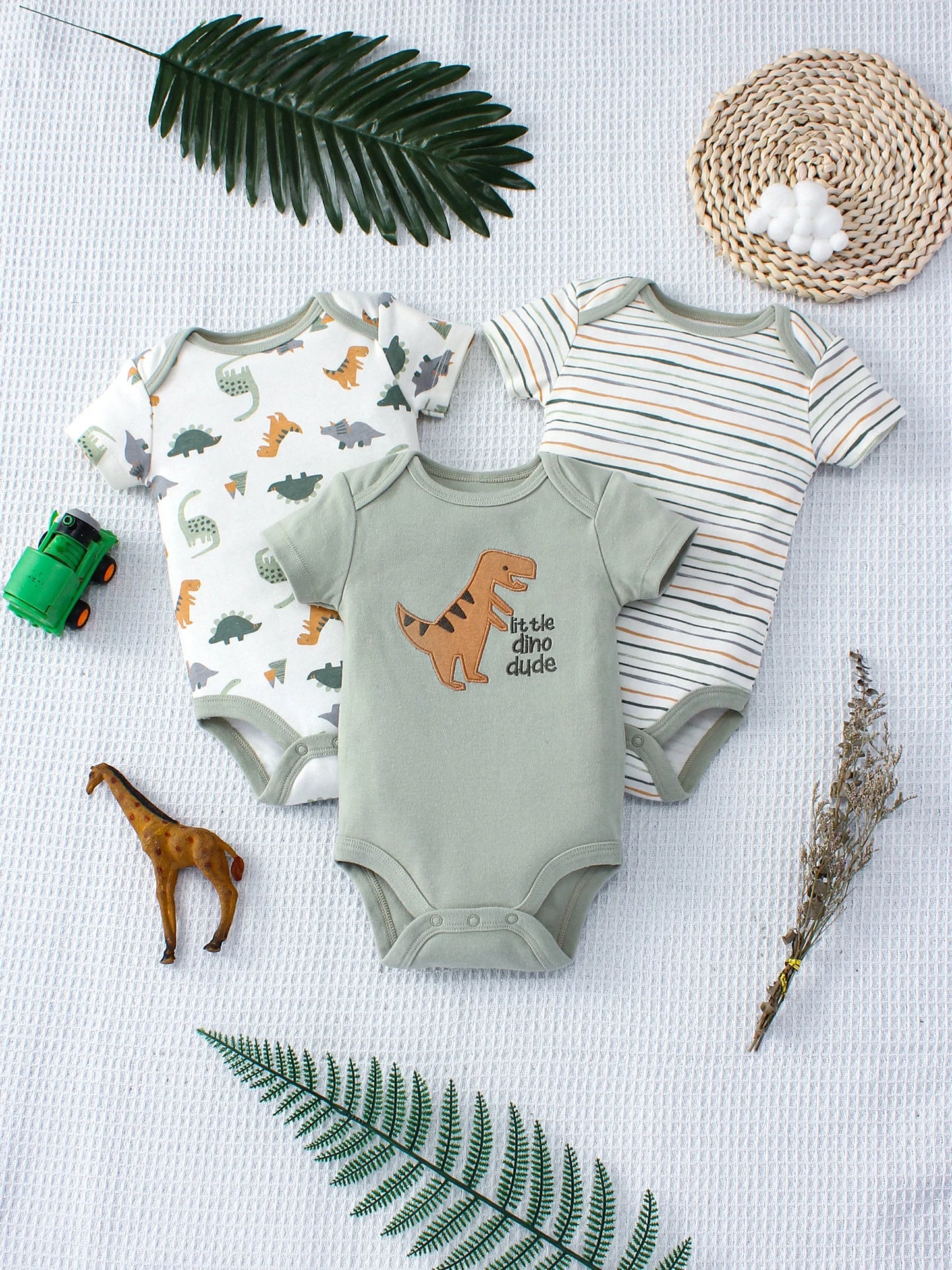 Pack of 3 summer bodysuits for babies