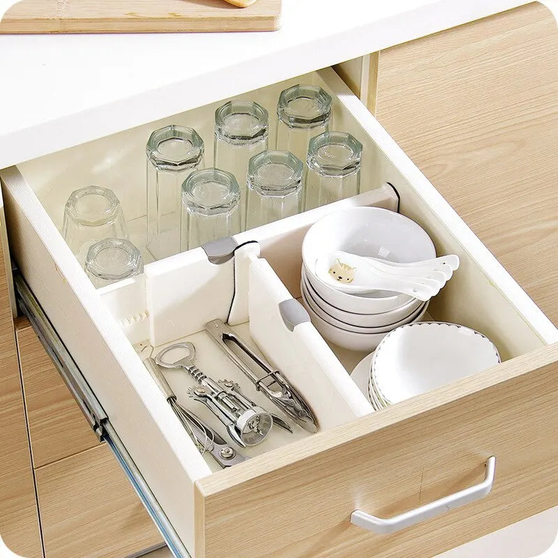 Adjustable drawer divider
