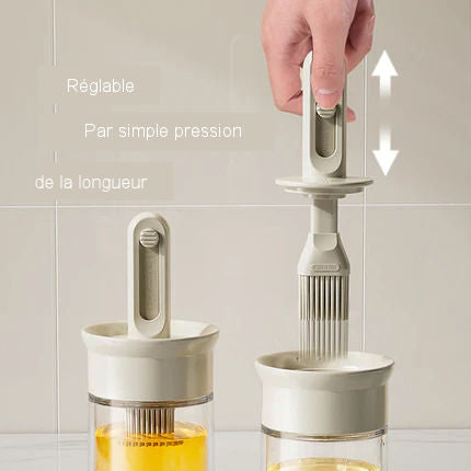 Telescopic cooking brush with integrated reserve
