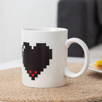 Heart-shaped color-changing ceramic mug 