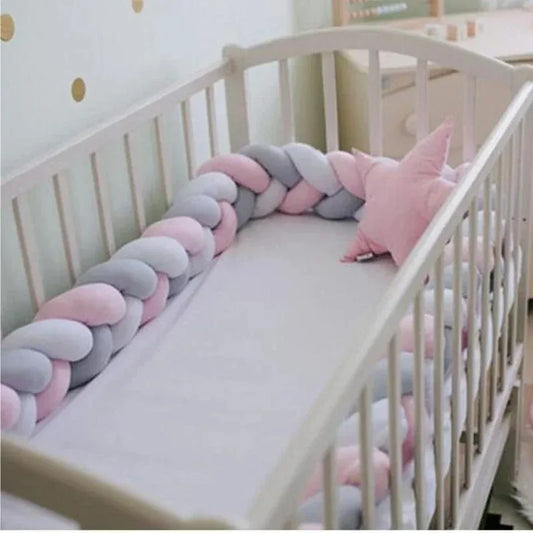 Braided baby bed bumper 