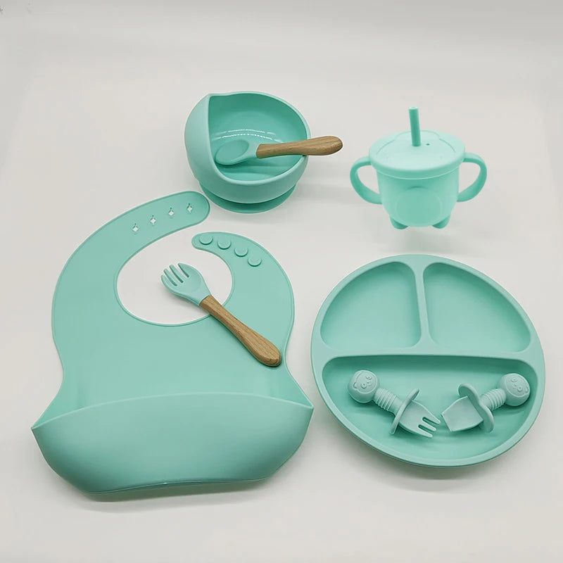 6/8 piece silicone baby dinnerware set 