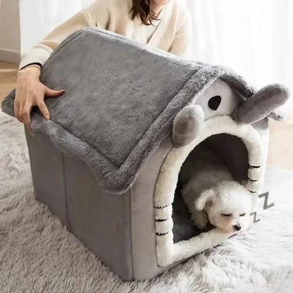 Comfortable indoor dog and cat kennel