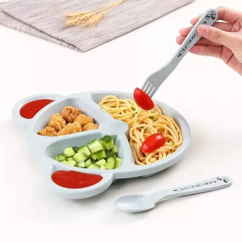 Bear plate and cutlery set for babies 
