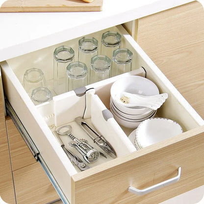 Adjustable drawer divider